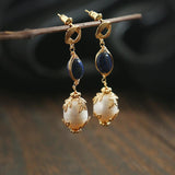 Graceful and Fashionable Hanging Pearl Earrings