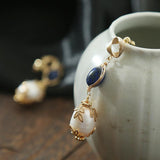 Graceful and Fashionable Hanging Pearl Earrings